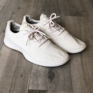 LIKE NEW Allbirds Men’s Wool Runners Natural White